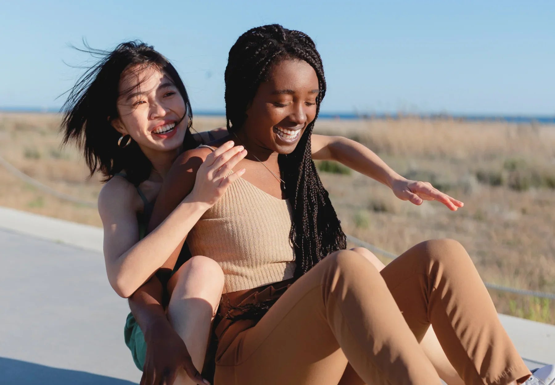 How to Start Your Own Women’s Clothing Business with Wholesale Purchases?