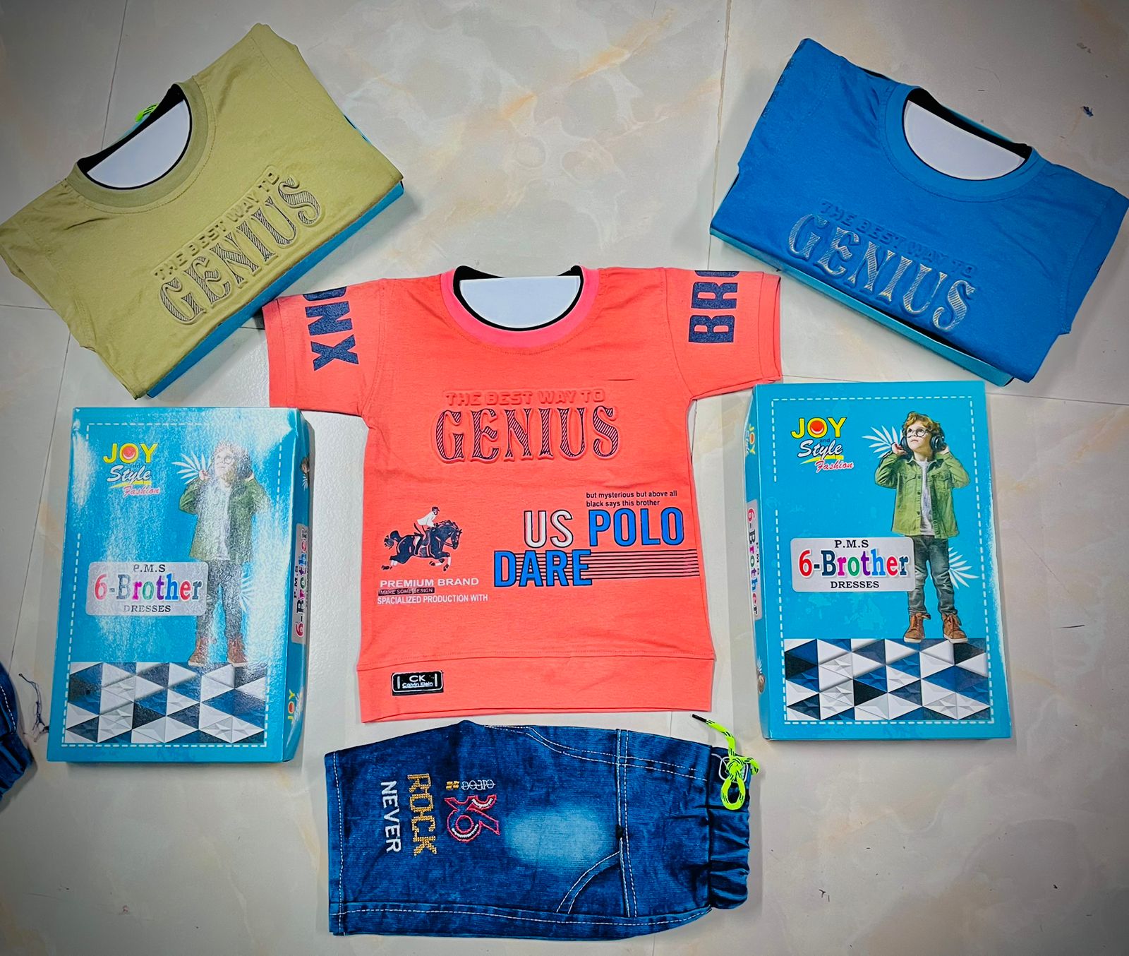 T-Shirt & Denim Shorts Set of 6 pieces