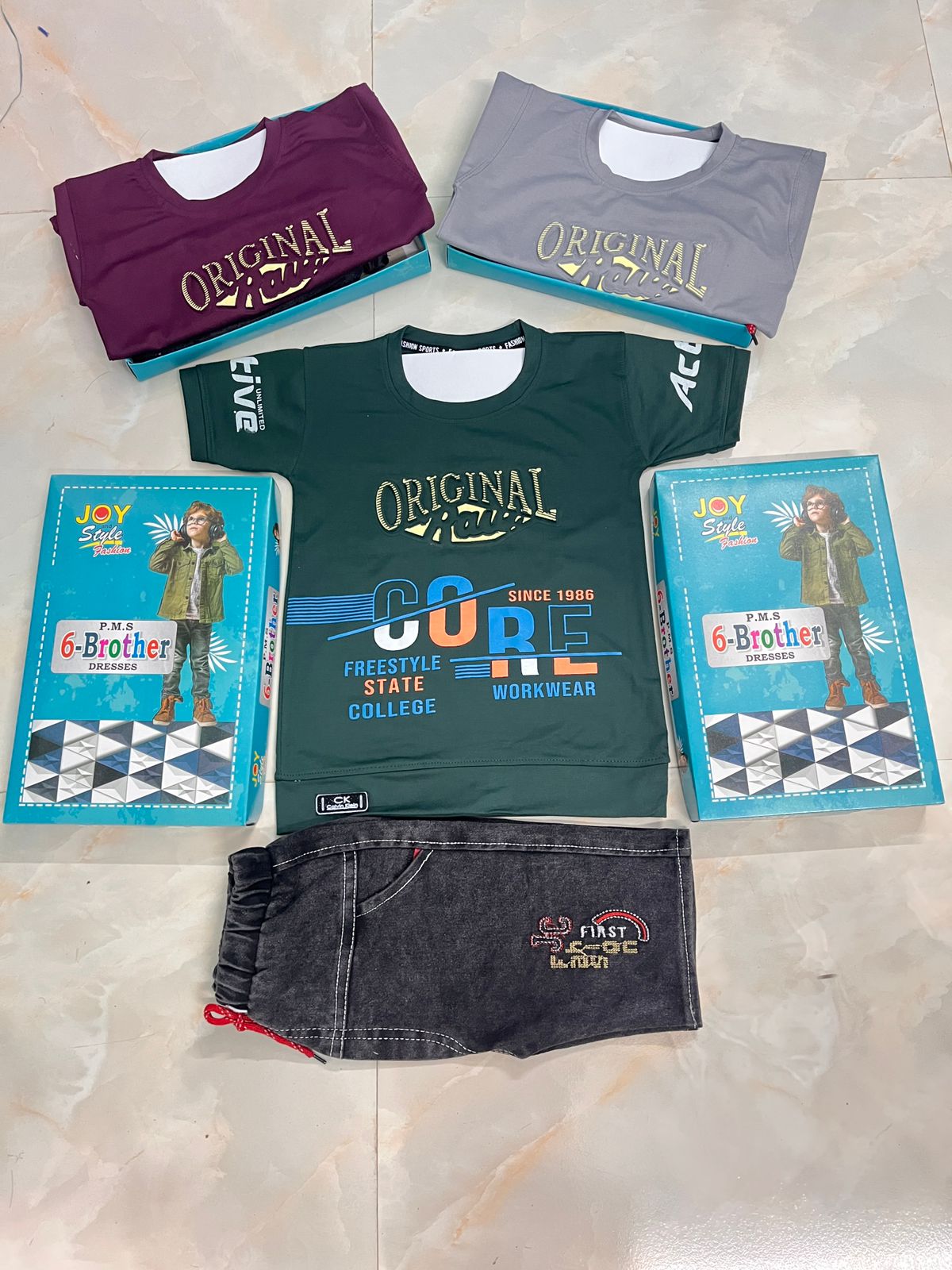 Stylish T-Shirt & Denim Shorts Set – Original Core Print Summer Outfit set of 6 pieces