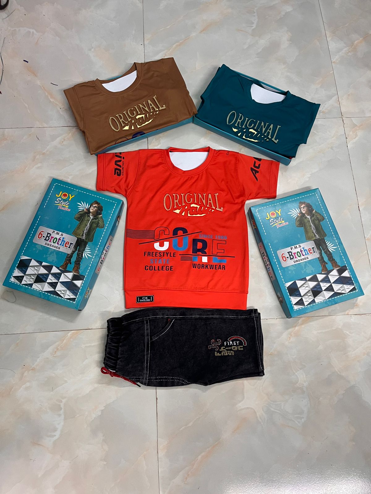 Stylish T-Shirt & Denim Shorts Set – Original Core Print Summer Outfit set of 6 pieces