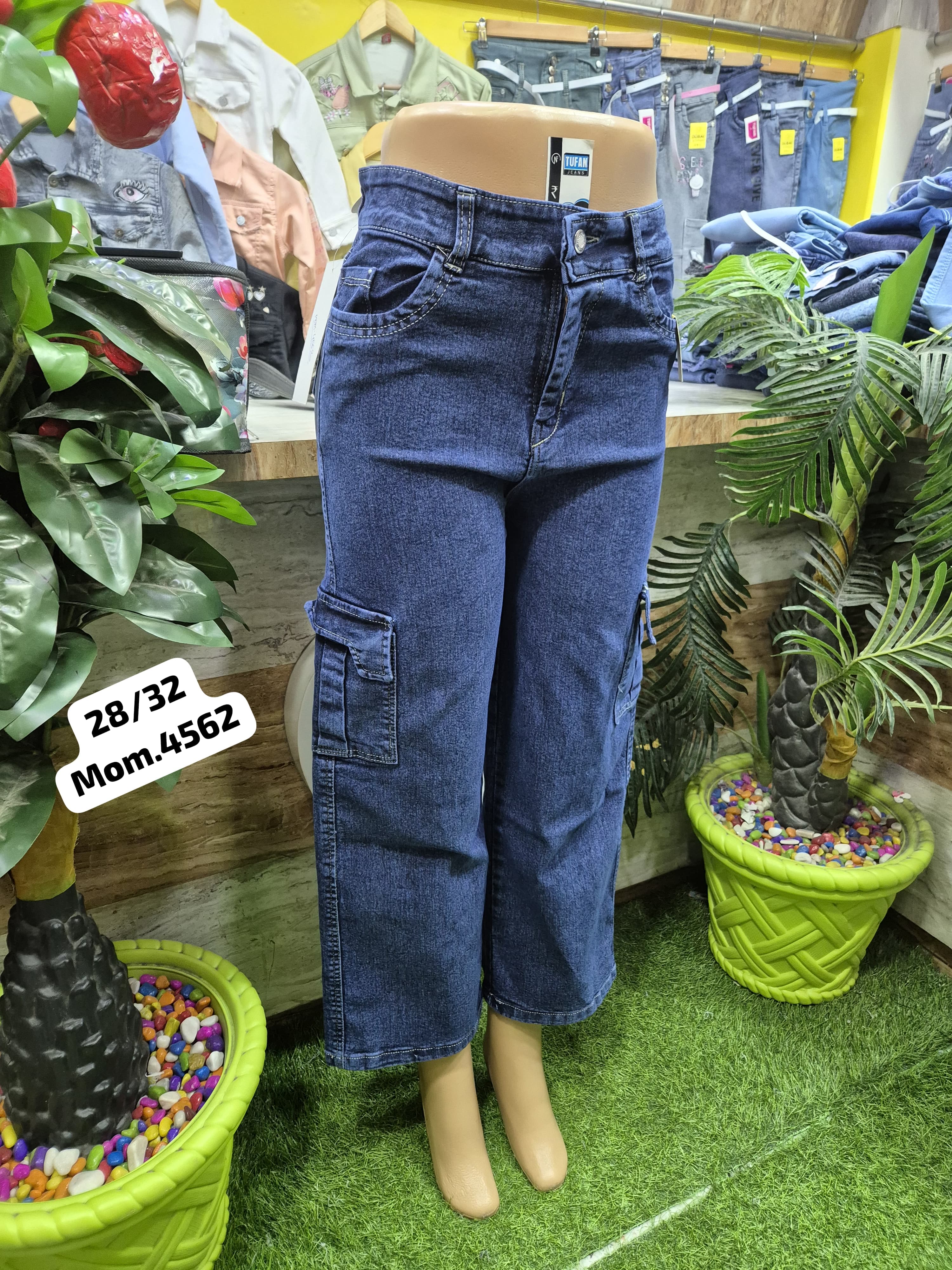 Women's Black High Waist Mom Jeans with Raw Hem Set Of 6 Pieces